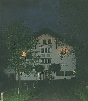 Hotel in Bavaria.jpg (26337 bytes)