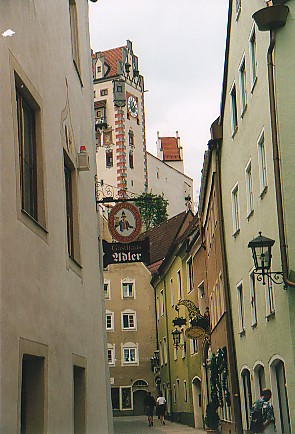 In Bavarian Town (Fussen).jpg (52178 bytes)