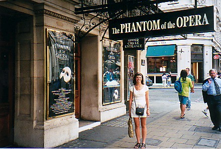 Phantom Opera - Charly.jpg (69775 bytes)