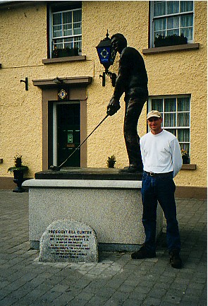 Ballybunion Statue.jpg (65810 bytes)