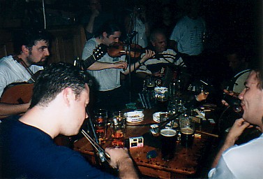 Band at Pub.jpg (35924 bytes)