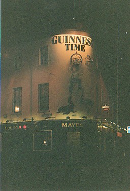 Guinness Time Building.jpg (33559 bytes)