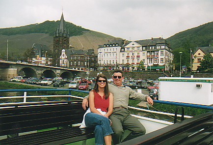 Mosel Cruise - Glenn N Charly.jpg (58554 bytes)