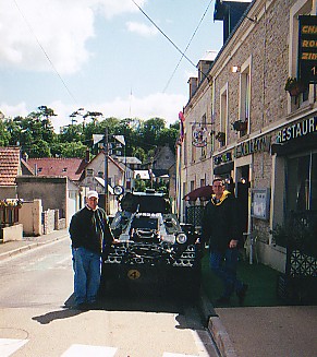 Len N TJ Near Military Vehicle.jpg (43726 bytes)