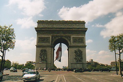 Arc De Triumph.jpg (35371 bytes)